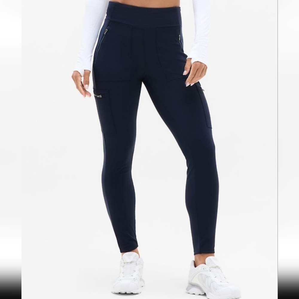 Athleta Headlands Hybrid Cargo Tight